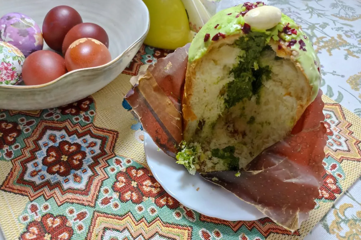 Священник Береговой рассказал, можно ли выбрасывать освящённые куличи и&nbsp;яйца